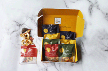 Load image into Gallery viewer, Capuli Edible Fruit Tea Sampler Box